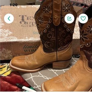 Woman boots